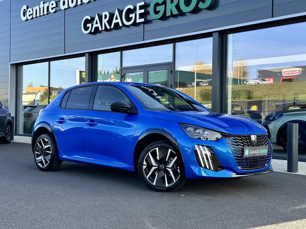 Photo de la voiture PEUGEOT 208 Hybrid 100 e-DCS6 GT