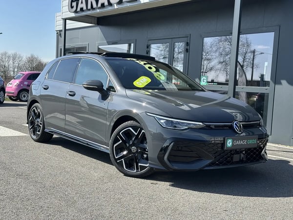 Photo de présentation de la voiture VOLKSWAGEN GOLF 2.0 TDI 150 DSG7 R-Line