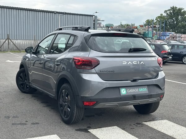 Photo de la voiture DACIA SANDERO TCe 90 GSR2 Stepway Expression