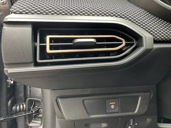 Photo de la voiture DACIA SANDERO TCe 90 GSR2 Stepway Expression