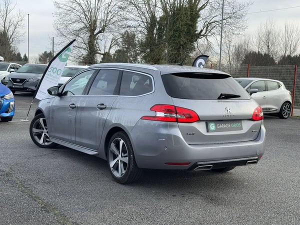 Photo de la voiture PEUGEOT 308 SW PureTech 130ch S&S BVM6 GT Line