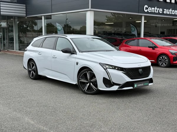 Photo de présentation de la voiture PEUGEOT 308 SW BlueHDi 130ch S&S EAT8 GT