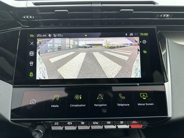 Photo de la voiture PEUGEOT 308 BlueHDi 130ch S&S EAT8 GT