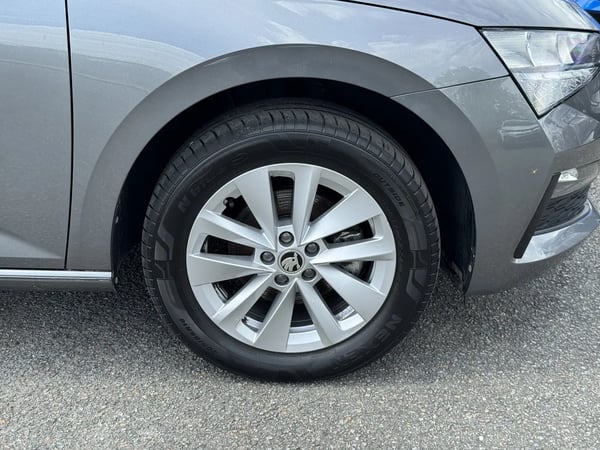 Photo de la voiture SKODA SCALA 1.0 TSI Evo 110 ch BVM6 Ambition