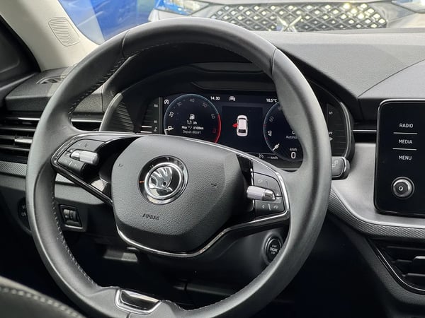 Photo de la voiture SKODA SCALA 1.0 TSI Evo 110 ch BVM6 Ambition