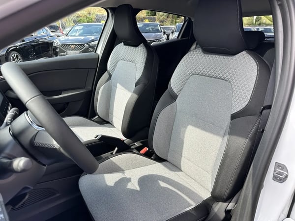 Photo de la voiture RENAULT CLIO V dCi 100 GSR2 Evolution