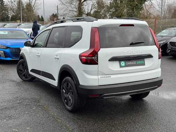 Photo de la voiture DACIA JOGGER ECO-G 100 5 places GSR2 Expression