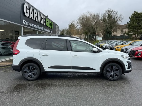 Photo de la voiture DACIA JOGGER ECO-G 100 5 places GSR2 Expression