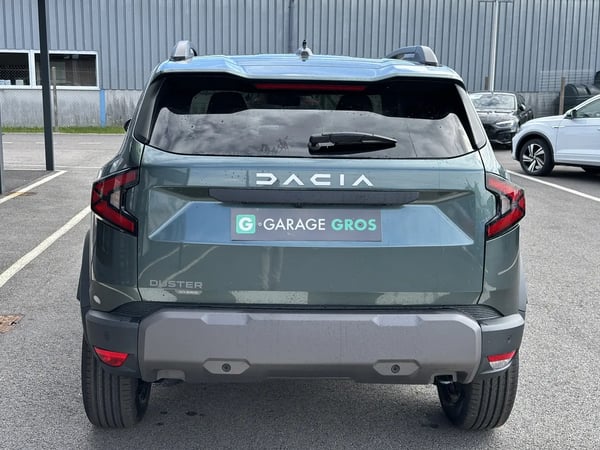 Photo de la voiture DACIA DUSTER Hybrid 140 4x2 Journey