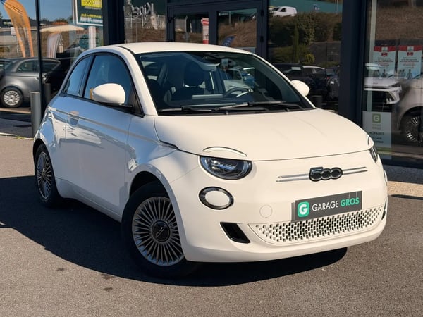 Photo de présentation de la voiture FIAT 500e BERLINE 500 e 118 ch Nouvelle 500