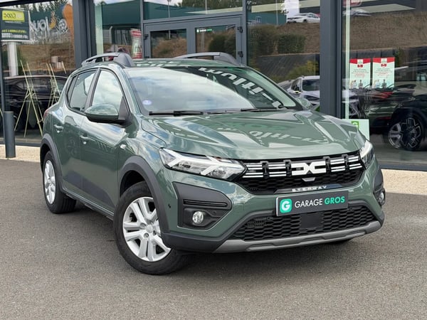 Photo de présentation de la voiture DACIA SANDERO ECO-G 100 Stepway Expression