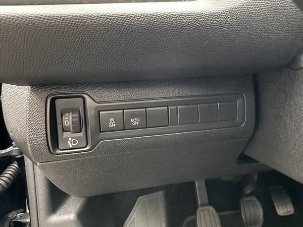Photo de la voiture PEUGEOT 308 1.6 BlueHDi 120ch S&S BVM6 Active