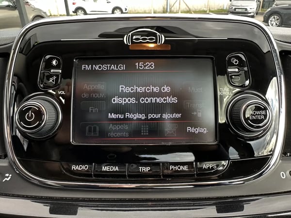 Photo de la voiture FIAT 500 MY17 1.2 69 ch Lounge