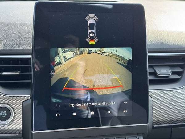 Photo de la voiture RENAULT ARKANA E-Tech 145 - 22 Techno