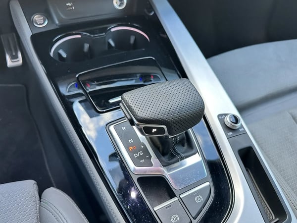 Photo de la voiture AUDI A5 SPORTBACK AUDI A5 Sportback 35 TDI 163ch S line S tronic