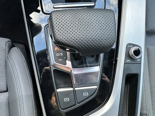 Photo de la voiture AUDI A5 SPORTBACK AUDI A5 Sportback 35 TDI 163ch S line S tronic