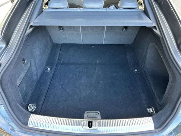 Photo de la voiture AUDI A5 SPORTBACK AUDI A5 Sportback 35 TDI 163ch S line S tronic
