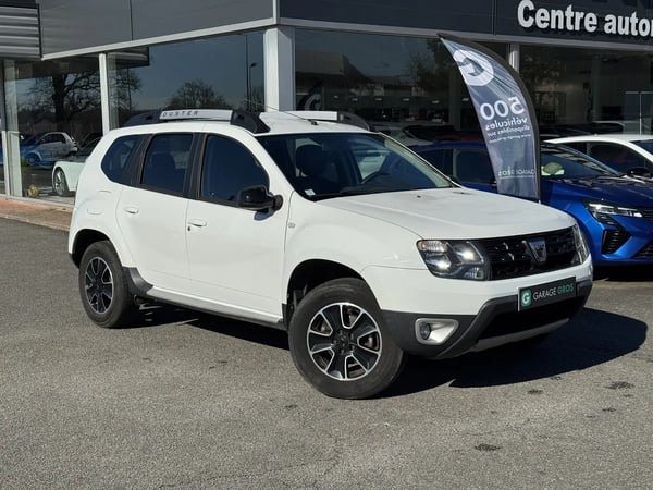 Photo de la voiture DACIA DUSTER dCi 110 4x2 Black Touch 2017