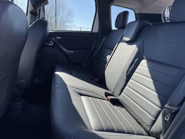 Photo de la voiture DACIA DUSTER dCi 110 4x2 Black Touch 2017
