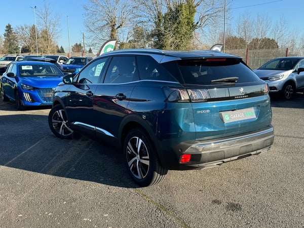 Photo de la voiture PEUGEOT 3008 BlueHDi 130ch S&S EAT8 GT