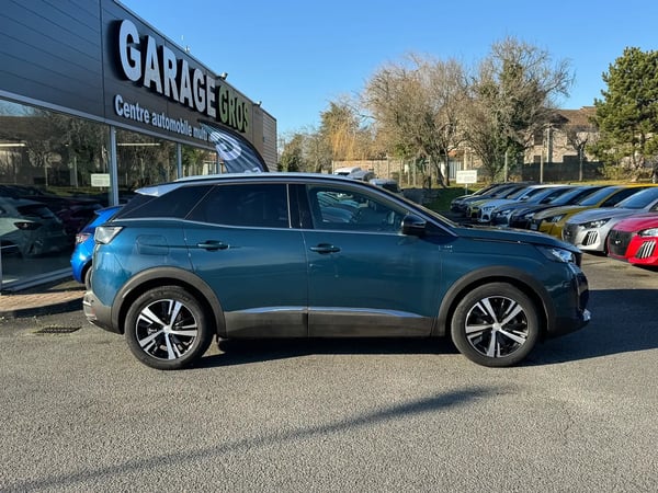 Photo de la voiture PEUGEOT 3008 BlueHDi 130ch S&S EAT8 GT