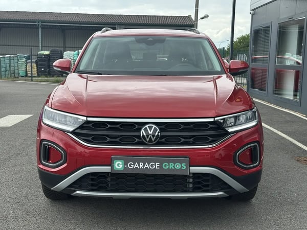 Photo de la voiture VOLKSWAGEN T-ROC 1.0 TSI 116 Start/Stop BVM6 Life Plus