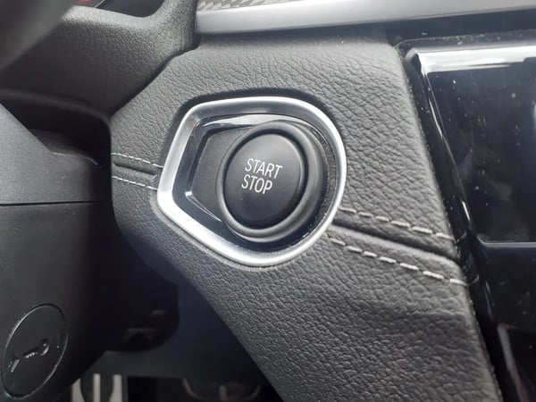 Photo de la voiture BMW X2 F39 xDrive 25e 220 ch BVA6 M Sport