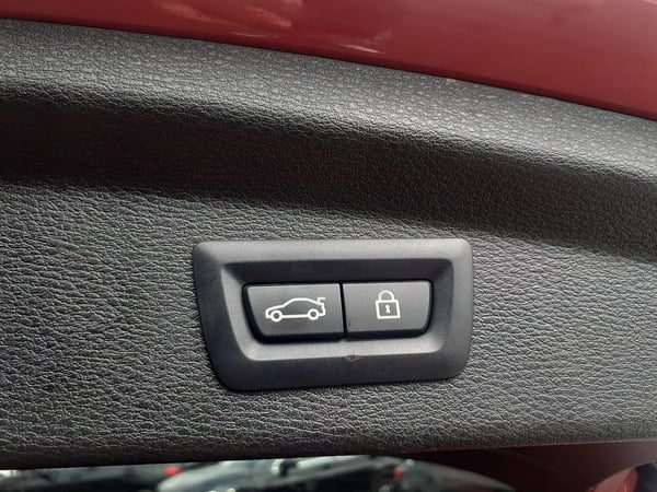 Photo de la voiture BMW X2 F39 xDrive 25e 220 ch BVA6 M Sport