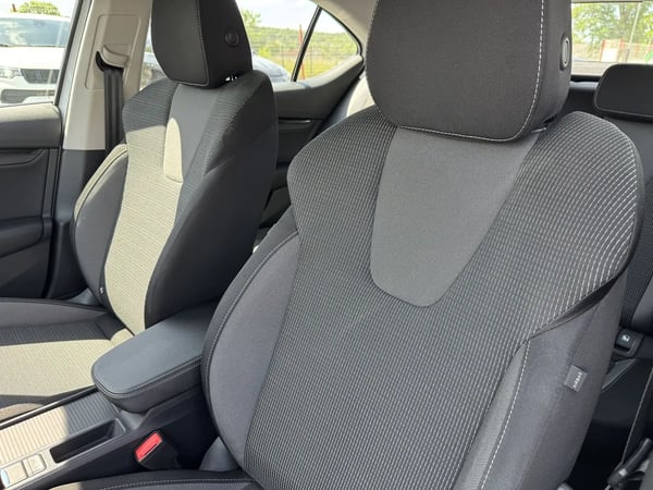 Photo de la voiture SKODA OCTAVIA 2.0 TDI 116 ch Business