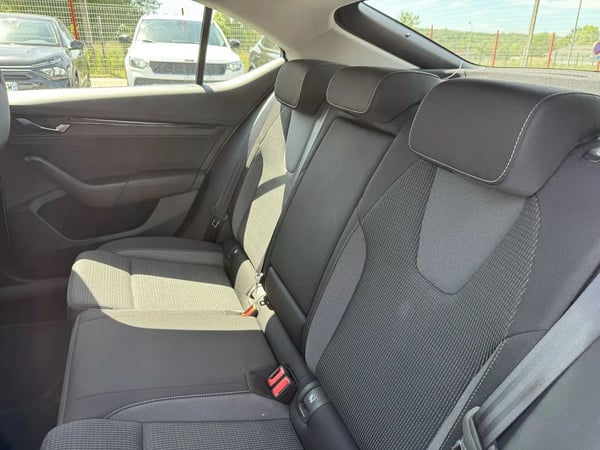 Photo de la voiture SKODA OCTAVIA 2.0 TDI 116 ch Business