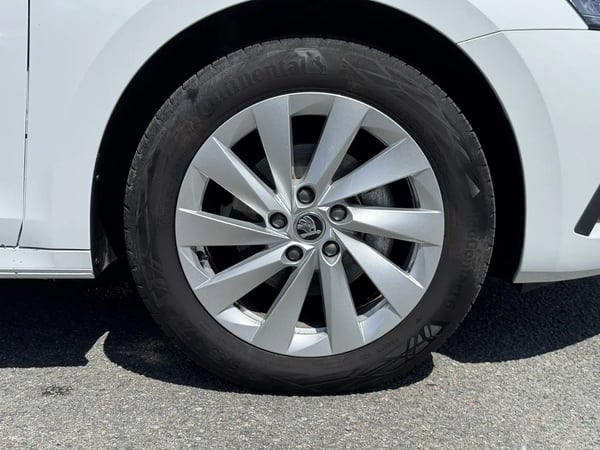 Photo de la voiture SKODA OCTAVIA 2.0 TDI 116 ch Business