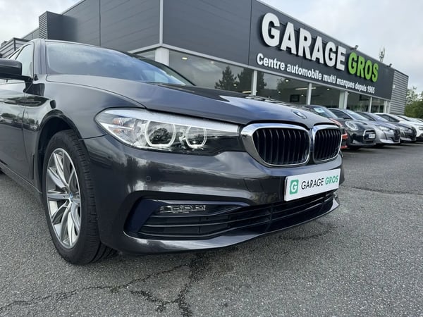 Photo de la voiture BMW SERIE 5 G30 520d xDrive 190 ch BVA8 Lounge