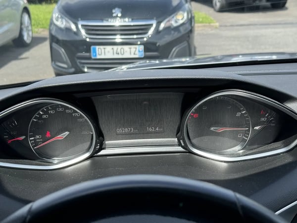 Photo de la voiture PEUGEOT 308 SW BUSINESS PureTech 130ch S&S EAT8 Active Business