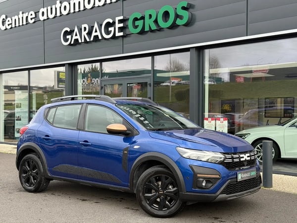 Photo de présentation de la voiture DACIA SANDERO ECO-G 100 GSR2 Stepway Extreme +