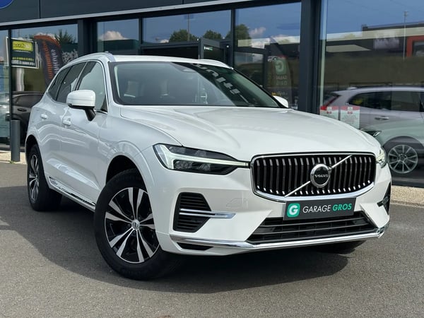Photo de présentation de la voiture VOLVO XC60 T6 AWD Hybride rechargeable 253 ch+145 ch Geartronic 8 Plus Style Chrome