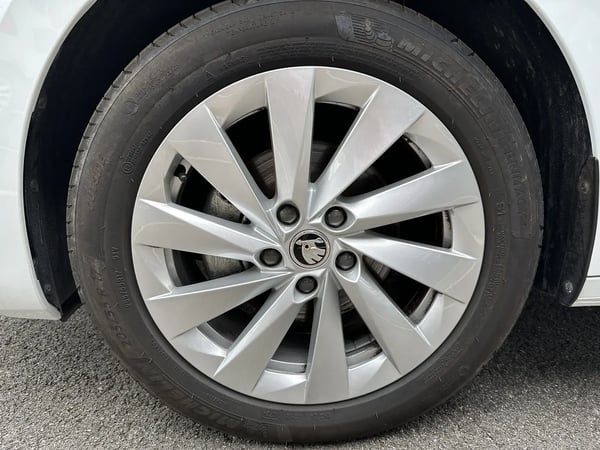 Photo de la voiture SKODA OCTAVIA 2.0 TDI 116 ch Business