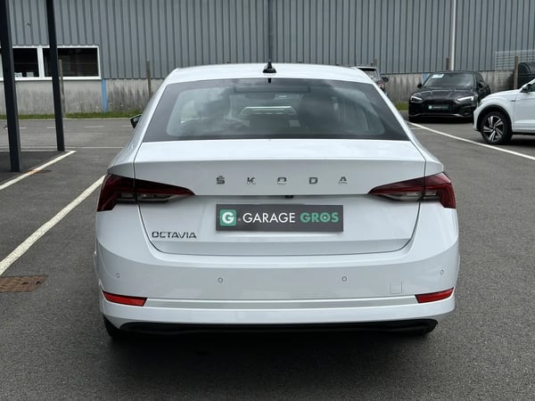 Photo de la voiture SKODA OCTAVIA 2.0 TDI 116 ch Business