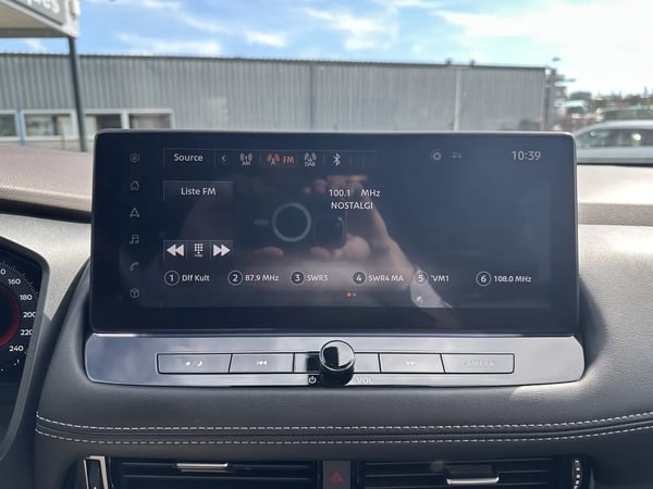 Photo de la voiture NISSAN X-TRAIL e-POWER 204 ch Tekna