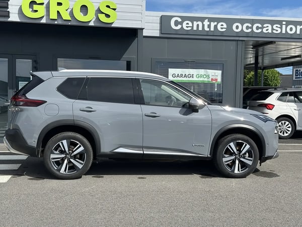 Photo de la voiture NISSAN X-TRAIL e-POWER 204 ch Tekna