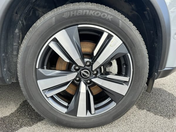 Photo de la voiture NISSAN X-TRAIL e-POWER 204 ch Tekna