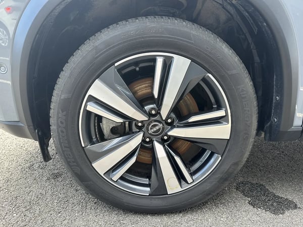 Photo de la voiture NISSAN X-TRAIL e-POWER 204 ch Tekna