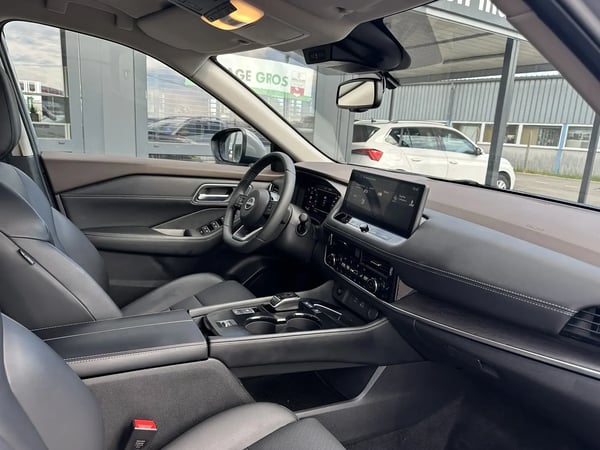 Photo de la voiture NISSAN X-TRAIL e-POWER 204 ch Tekna