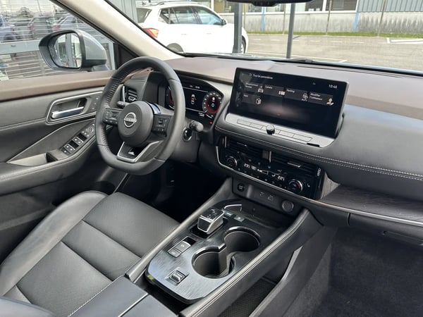 Photo de la voiture NISSAN X-TRAIL e-POWER 204 ch Tekna