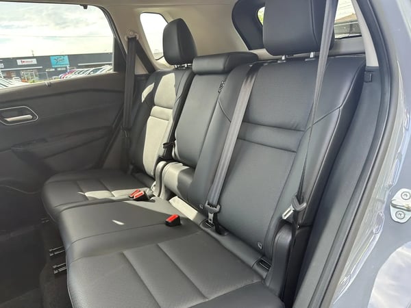 Photo de la voiture NISSAN X-TRAIL e-POWER 204 ch Tekna
