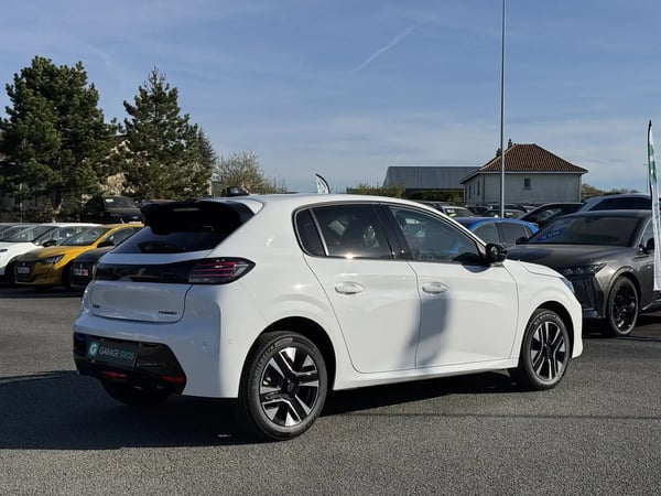 Photo de la voiture PEUGEOT 208 Hybrid 110 e-DCS6 Allure - 5P