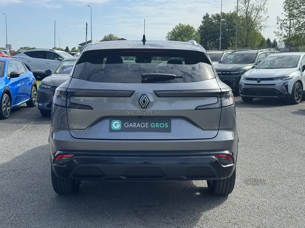 Photo de la voiture RENAULT AUSTRAL mild hybrid 160 auto Techno