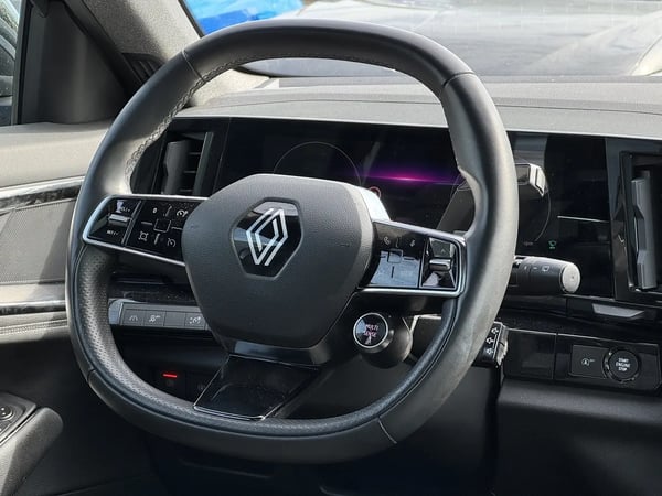 Photo de la voiture RENAULT AUSTRAL mild hybrid 160 auto Techno