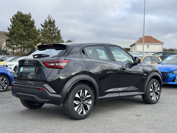 Photo de la voiture NISSAN JUKE 2023 DIG-T 114 Acenta