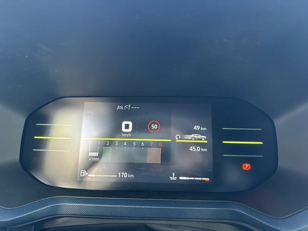 Photo de la voiture DACIA DUSTER TCe 130 4x2 Journey