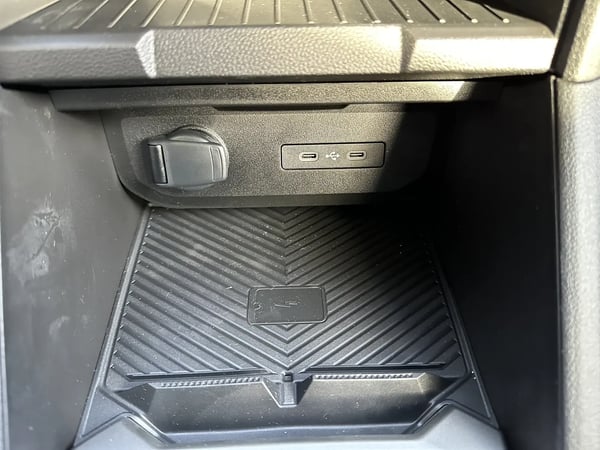 Photo de la voiture DACIA DUSTER TCe 130 4x2 Journey